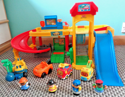 Fisher price little people - little,
