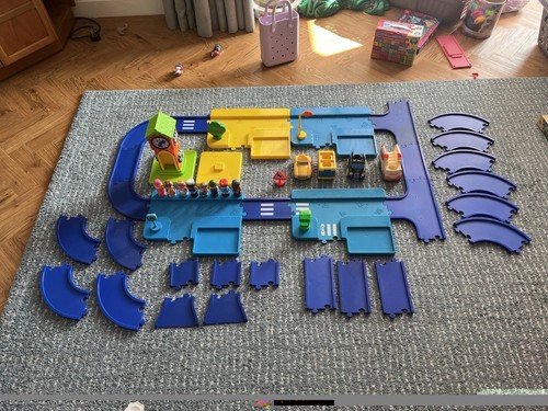 Fisher price little - little, people