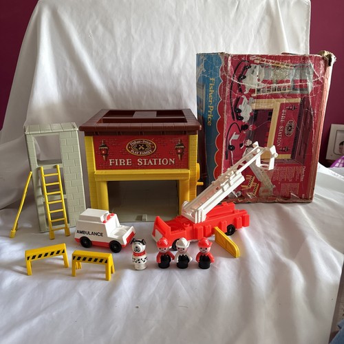 Vintage 1979 fisher price - 1979,