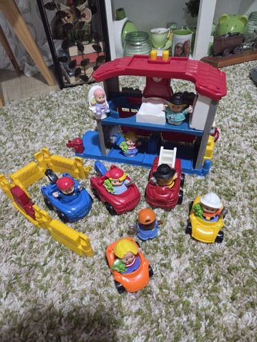 Fisher price little people - price,
