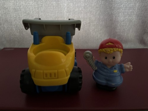 Fischer price little people - price,
